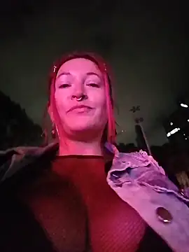 sophie banger online show from June 8, 2026, 1:28 am