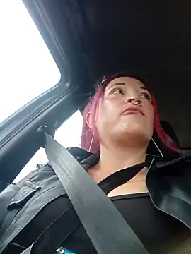 sophie banger online show from June 8, 2026, 7:36 pm