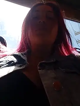 sophie banger online show from June 11, 2026, 6:06 pm