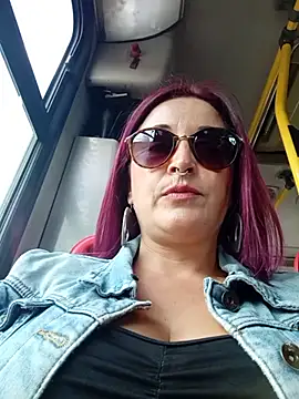 sophie banger online show from June 30, 2026, 7:26 pm
