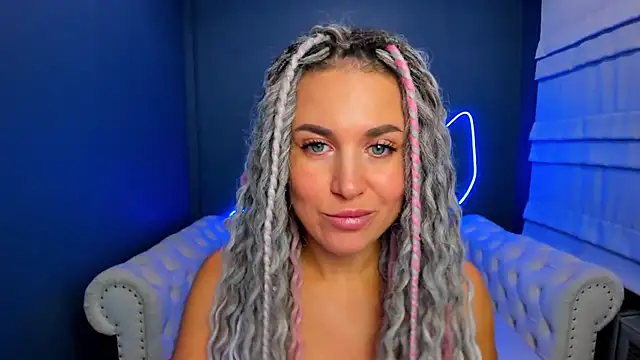 rock n roxy online show from October 9, 2025, 1:58 am