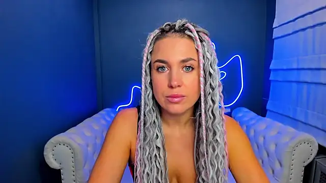 rock n roxy online show from October 17, 2025, 1:20 am