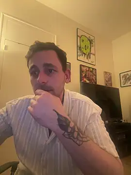 Snapshot of defbond420 chatting on October 11, 2025, 9:46 pm defbond420 online show from October 11, 2025, 9:46 pm