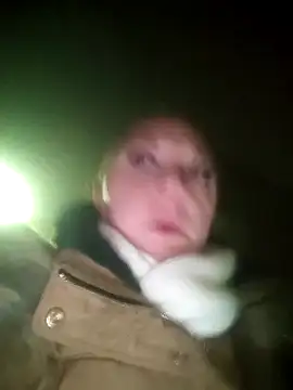 Beauty-Beast2710 online show from December 28, 2024, 1:18 am