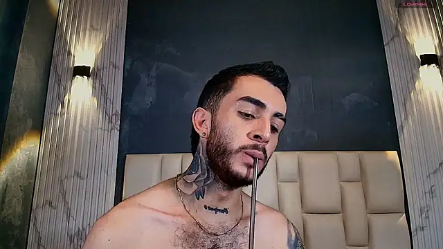 Marcelo ruiz  online show from May 1, 2026, 6:45 pm