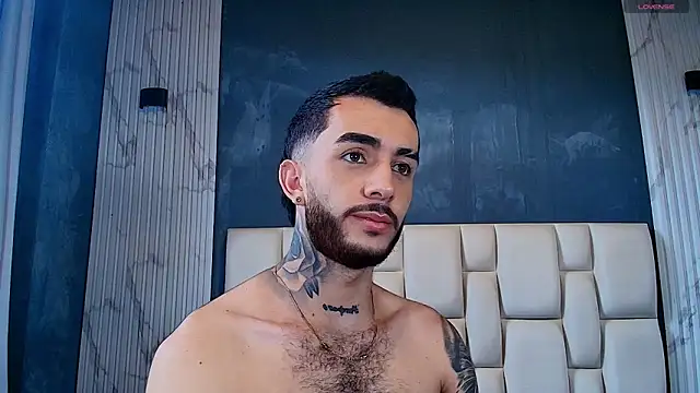 Snapshot of Marcelo_ruiz_ chatting on May 11, 2026, 6:49 pm Marcelo ruiz online show from May 11, 2026, 6:49 pm