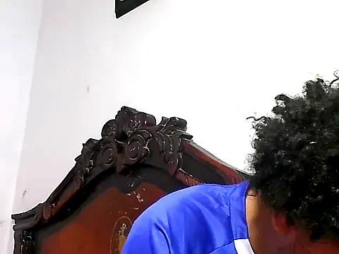 Snapshot of maick5- chatting on October 17, 2025, 6:54 pm maick5- online show from October 17, 2025, 6:54 pm