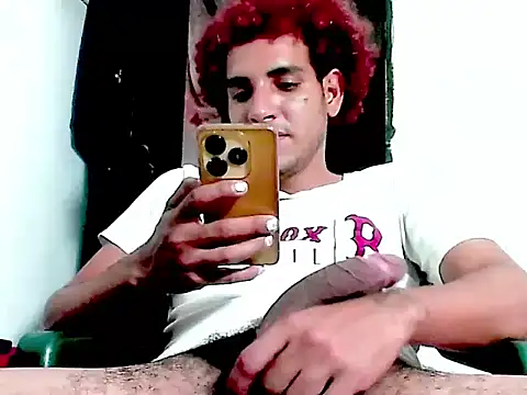 Snapshot of maick5- chatting on December 2, 2025, 3:51 pm maick5- online show from December 2, 2025, 3:51 pm