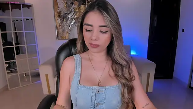 Snapshot of ChloePreston_ chatting on January 16, 2025, 10:53 am ChloePreston online show from January 16, 2025, 10:53 am