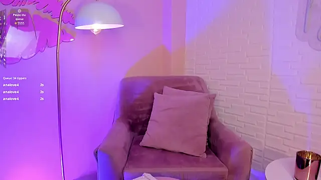 Snapshot of ChloePreston_ chatting on March 18, 2025, 1:42 pm ChloePreston online show from March 18, 2025, 1:42 pm