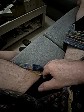 Snapshot of Bretoncool chatting on February 26, 2025, 6:43 pm Bretoncool online show from February 26, 2025, 6:43 pm