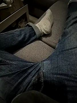 Snapshot of Bretoncool chatting on February 28, 2025, 5:15 am Bretoncool online show from February 28, 2025, 5:15 am