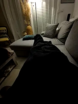 Snapshot of Bretoncool chatting on March 1, 2025, 7:59 pm Bretoncool online show from March 1, 2025, 7:59 pm