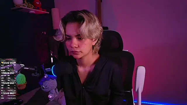 marlena3312 online show from February 20, 2026, 2:06 pm