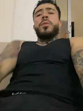 LeoSalvatore  online show from March 20, 2025, 4:40 am