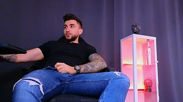 MightyAaron66 online show from March 22, 2025, 5:28 am