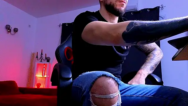 MightyAaron66 online show from February 10, 2026, 5:28 pm