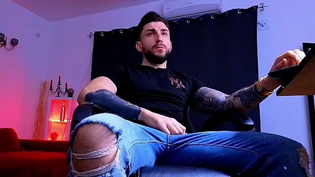 MightyAaron66 online show from February 11, 2026, 5:34 am