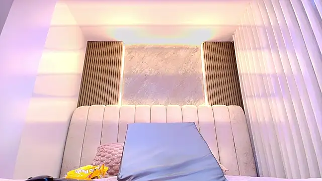 Snapshot of kata_hazel chatting on November 11, 2025, 7:25 pm kata hazel online show from November 11, 2025, 7:25 pm