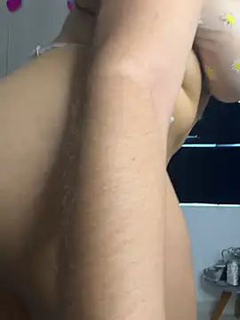 Alyssa Houston online show from February 16, 2026, 2:13 pm