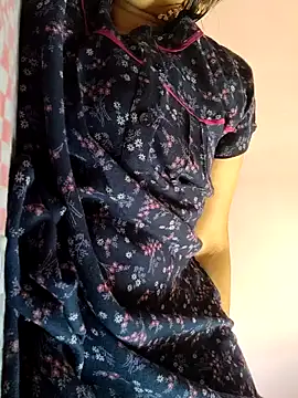 Snapshot of samitasharma chatting on January 26, 2025, 9:51 am samitasharma online show from January 26, 2025, 9:51 am