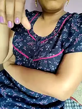 Snapshot of samitasharma chatting on January 30, 2025, 4:48 am samitasharma online show from January 30, 2025, 4:48 am