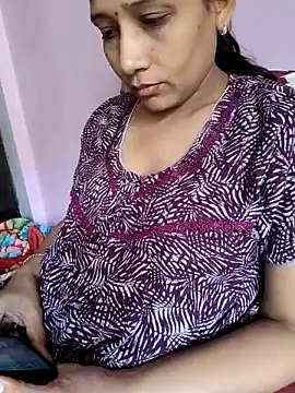 Snapshot of samitasharma chatting on February 9, 2025, 7:16 am samitasharma online show from February 9, 2025, 7:16 am