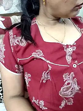 Snapshot of samitasharma chatting on February 17, 2025, 4:59 pm samitasharma online show from February 17, 2025, 4:59 pm