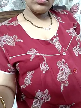 Snapshot of samitasharma chatting on February 26, 2025, 5:09 am samitasharma online show from February 26, 2025, 5:09 am