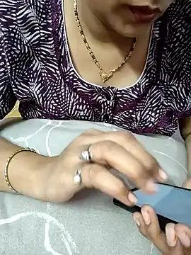 Snapshot of samitasharma chatting on February 28, 2025, 3:26 pm samitasharma online show from February 28, 2025, 3:26 pm