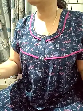 Snapshot of samitasharma chatting on March 10, 2025, 2:26 pm samitasharma online show from March 10, 2025, 2:26 pm