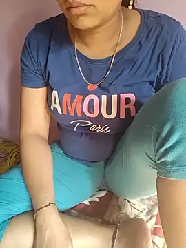 Snapshot of samitasharma chatting on March 15, 2025, 3:51 am samitasharma online show from March 15, 2025, 3:51 am