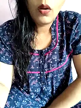 Snapshot of samitasharma chatting on March 21, 2025, 6:27 am samitasharma online show from March 21, 2025, 6:27 am