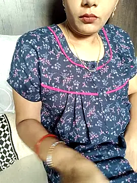 Snapshot of samitasharma chatting on March 22, 2025, 2:16 am samitasharma online show from March 22, 2025, 2:16 am