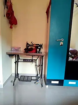 Snapshot of samitasharma chatting on October 18, 2025, 4:48 am samitasharma online show from October 18, 2025, 4:48 am