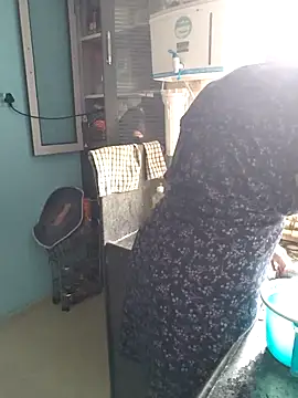 Snapshot of samitasharma chatting on October 26, 2025, 6:08 am samitasharma online show from October 26, 2025, 6:08 am