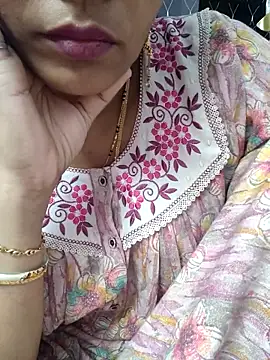 Snapshot of samitasharma chatting on October 27, 2025, 12:26 am samitasharma online show from October 27, 2025, 12:26 am