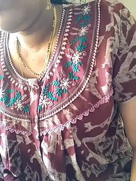 Snapshot of samitasharma chatting on October 28, 2025, 3:21 am samitasharma online show from October 28, 2025, 3:21 am