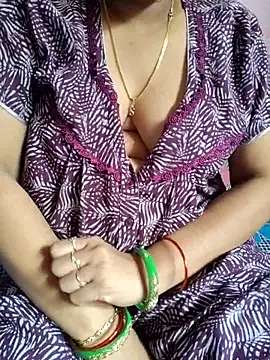 Snapshot of samitasharma chatting on November 11, 2025, 5:07 am samitasharma online show from November 11, 2025, 5:07 am