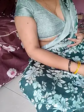 Snapshot of samitasharma chatting on May 14, 2026, 5:36 am samitasharma online show from May 14, 2026, 5:36 am