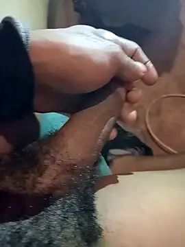 Snapshot of Thickcockzivyy chatting on March 5, 2026, 8:05 pm Thickcockzivyy online show from March 5, 2026, 8:05 pm