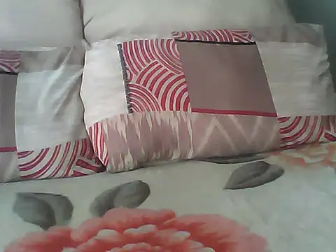 Snapshot of younglover250 chatting on March 19, 2026, 7:23 am younglover250 online show from March 19, 2026, 7:23 am