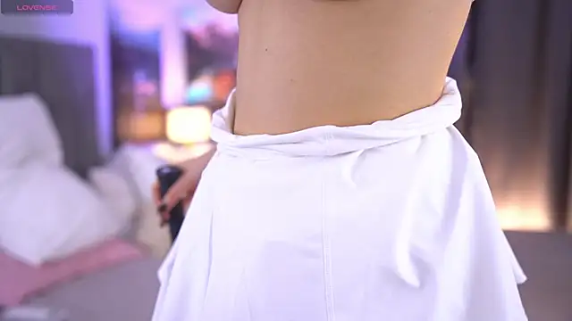 Snapshot of Tella_dream chatting on January 23, 2025, 11:48 am Tella dream online show from January 23, 2025, 11:48 am