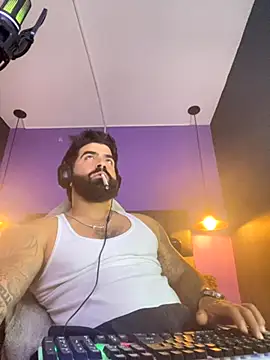 Lyon vach online show from October 11, 2025, 7:34 pm