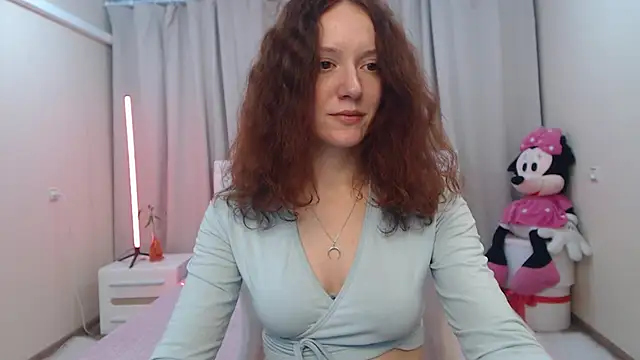 Snapshot of BarbaraStily chatting on May 6, 2026, 7:24 am BarbaraStily online show from May 6, 2026, 7:24 am