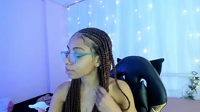 Snapshot of Abigail_Wilson_ chatting on January 6, 2025, 11:42 pm Abigail Wilson online show from January 6, 2025, 11:42 pm