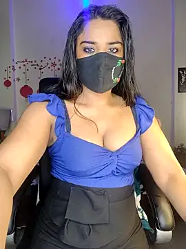 Black-Pearll online show from April 22, 2026, 8:17 am