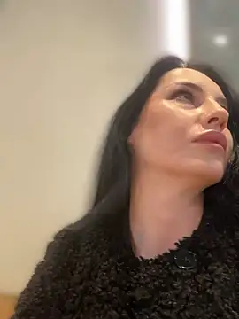 Snapshot of Roxana-Sexy chatting on March 22, 2026, 5:11 am Roxana-Sexy online show from March 22, 2026, 5:11 am