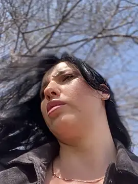 Snapshot of Roxana-Sexy chatting on April 1, 2026, 4:57 am Roxana-Sexy online show from April 1, 2026, 4:57 am