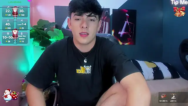 Snapshot of nolan_twink1 chatting on December 11, 2024, 4:18 am nolan twink1 online show from December 11, 2024, 4:18 am